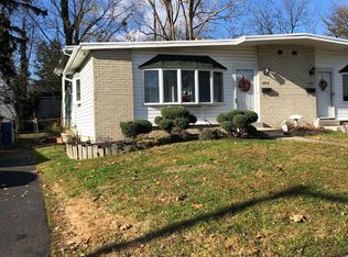 1426 Saint Charles Pl, Abington, PA 19001