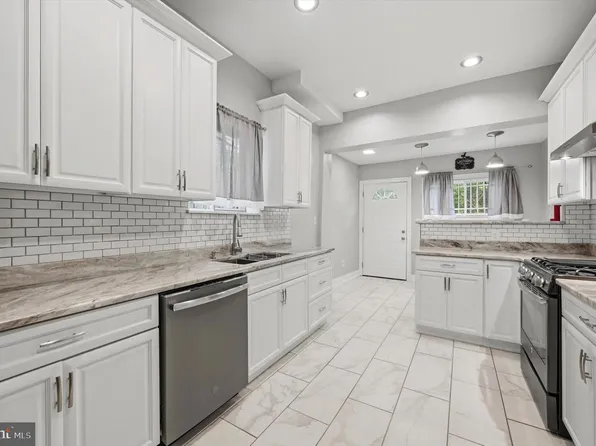 4001 Ogden St, Philadelphia, PA 19104