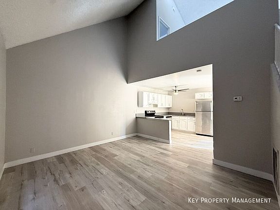 4th image of 5187 Garden Ln APT A