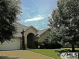 8109 Spinnaker Cv, Rowlett, TX 75089