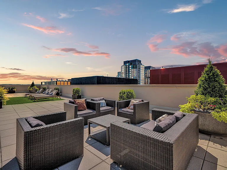 Rooftop Lounge Spaces