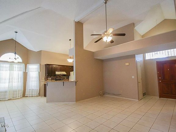4th image of 11854 Stephanie Dr