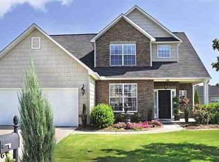 100 Kempton Dr, Simpsonville, SC 29680