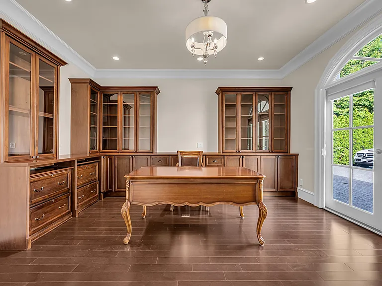 6089 Gleneagles Dr — Photo 29