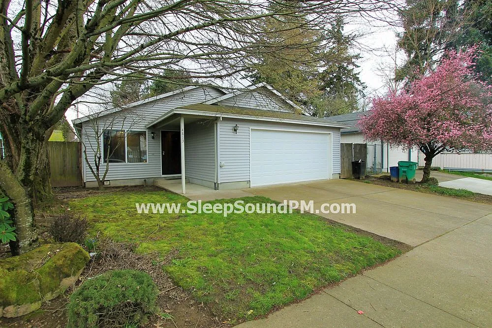 4813 NE 102nd Ave photo 1