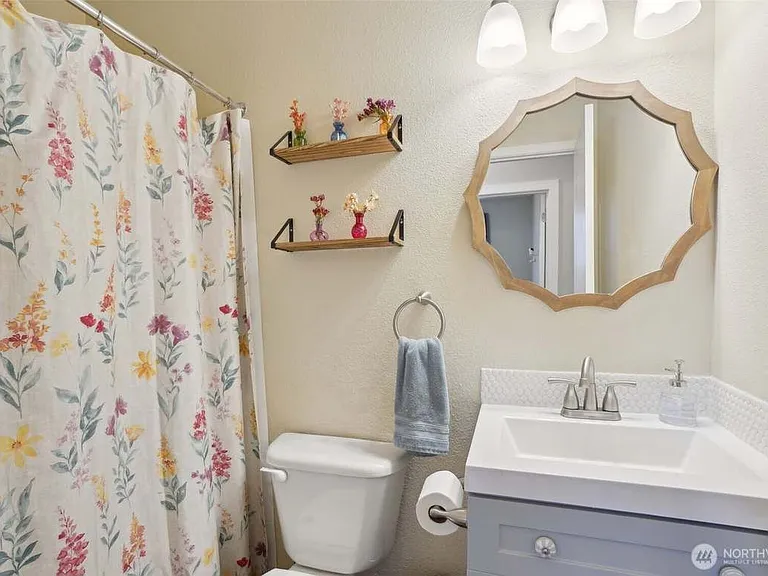 9409 NE 41st Ave — Photo 16