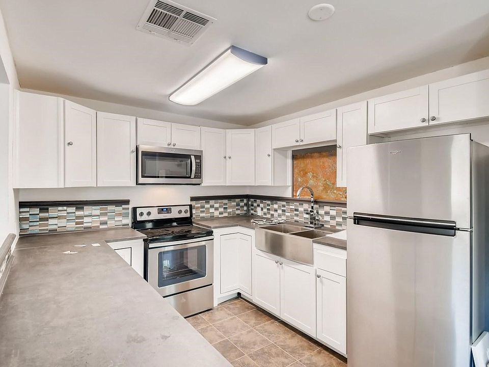 Kitchen 1585849676625