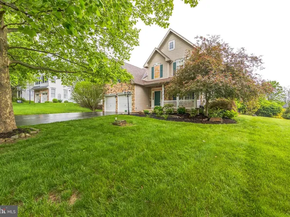 321 McFarland Dr, Downingtown, PA 19335