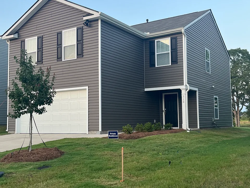 215 Deskin Ln