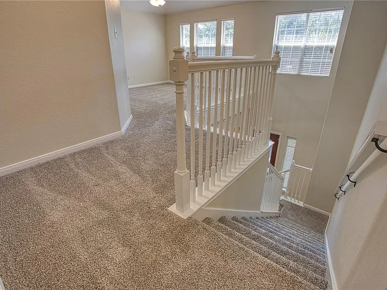 1107 Middle Brook Dr — Photo 15