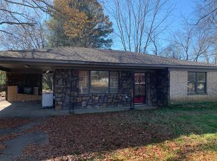 1603 Robins St, Conway, AR 72034