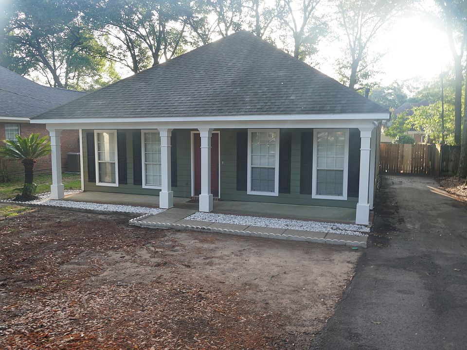 1st image of 1107 Wesley Ave