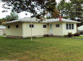 5 Matthew St, Lisbon, ME 04250