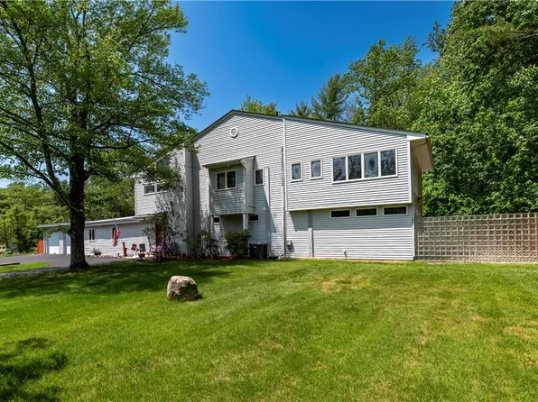 1 Hartshorn Lane, West Nyack, NY 10994