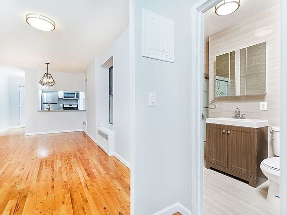 4th image of 62 Lewis Ave #C2