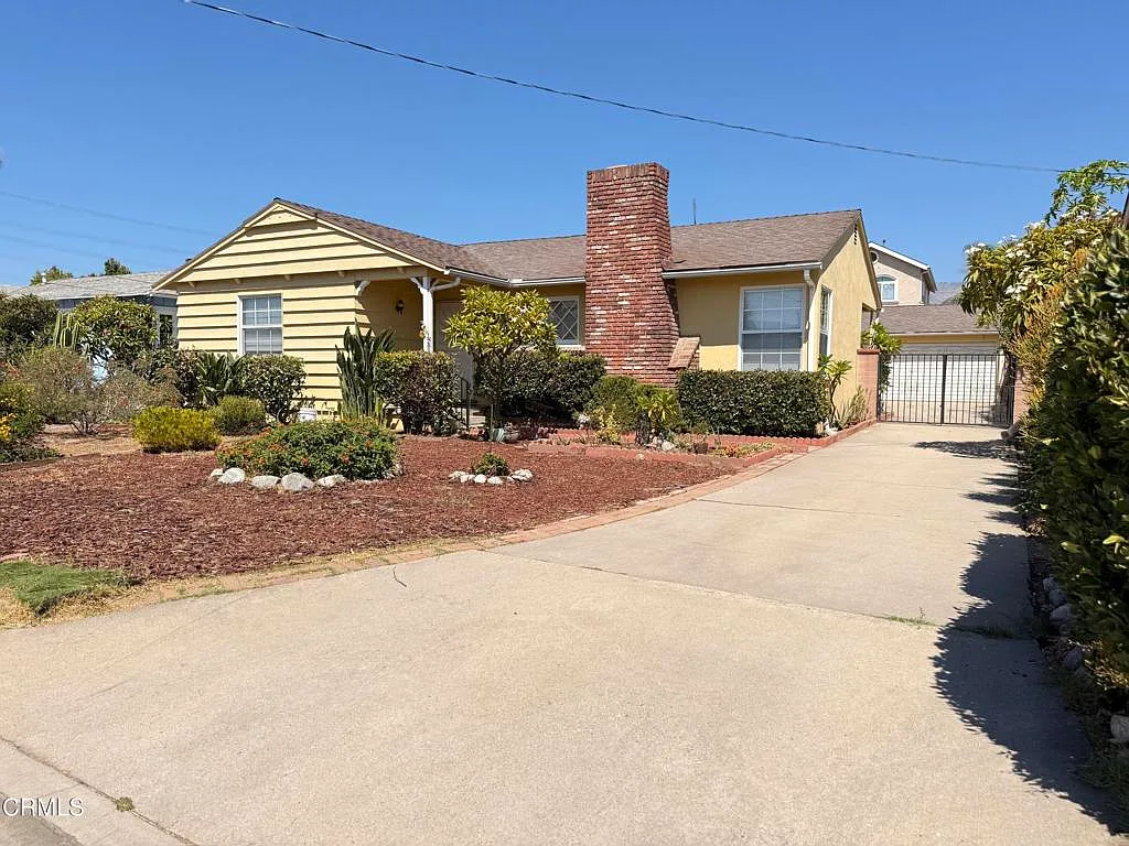 3 bed, 2.0 bath, 1476 sqft, $4,200 — Photo 3