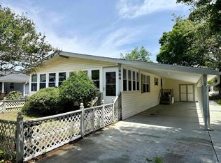 484 Oceanside Dr, Myrtle Beach, SC 29575