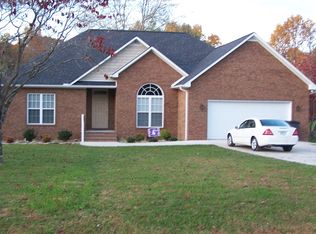 355 Cora Rd, Cookeville, TN 38501