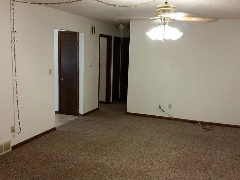 Walnut St 2115 — Photo 10