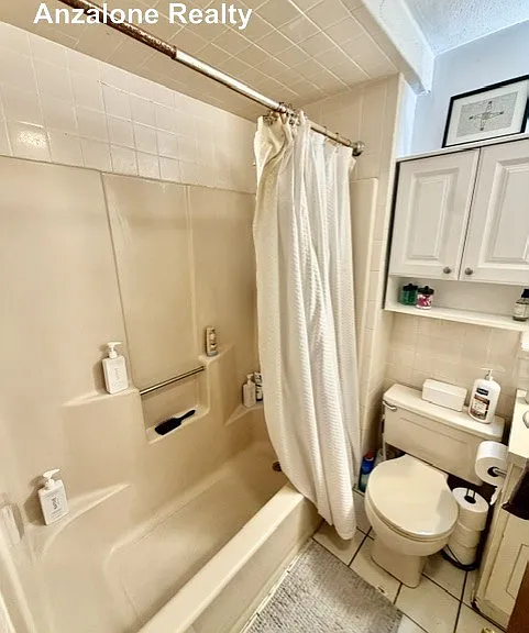 22 Thacher St #3 — Photo 12