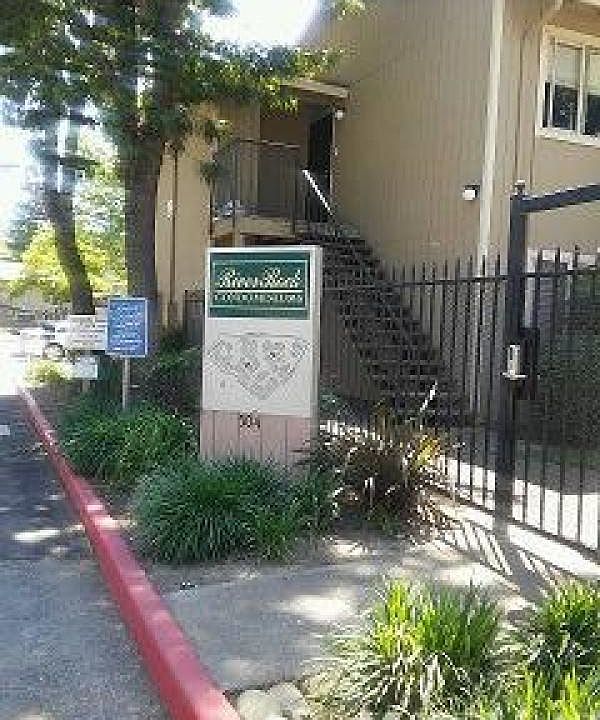 1st image of 504 Northbank Ct APT 74