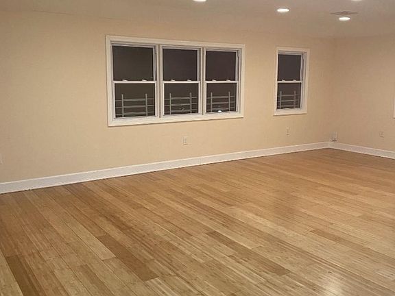 4th image of 13230 157th St Floor 2