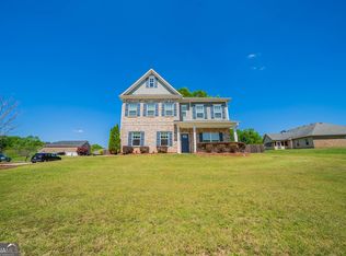 10 Edgewater Ct, Covington, GA 30016