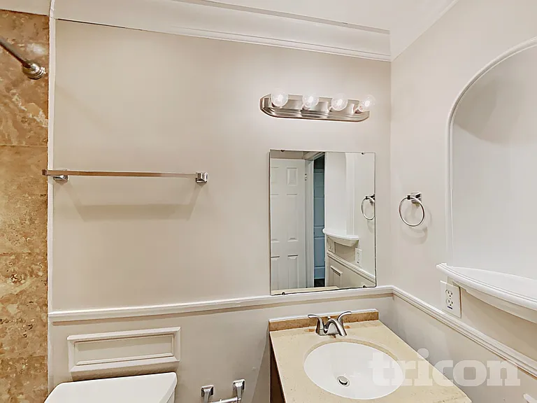 4324 Queensway Dr — Photo 29