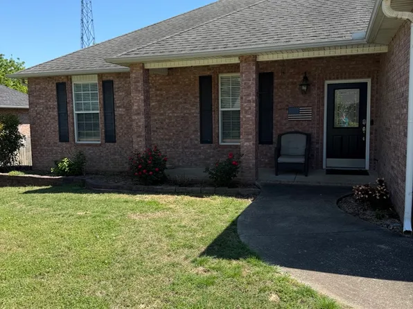 311 Wilson Dr, Gentry, AR 72734