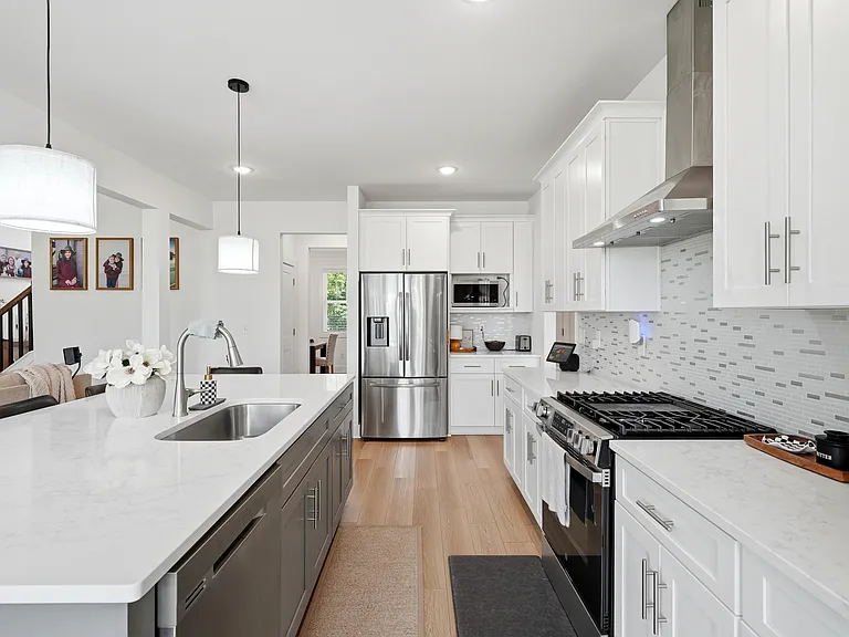 2049 Chestnut Oak Trl — Photo 9