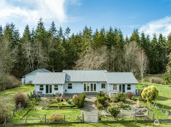 847 Edgefield Lane, Coupeville, WA 98239