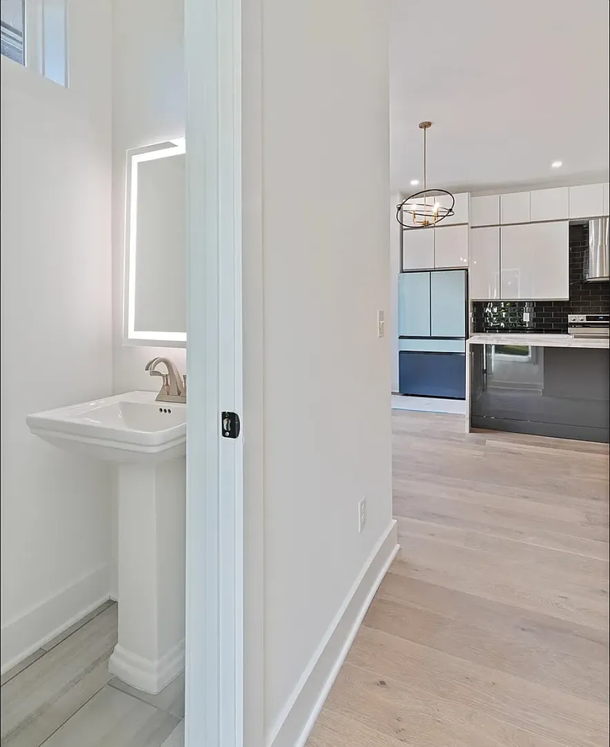 1217B Ireland St — Photo 4