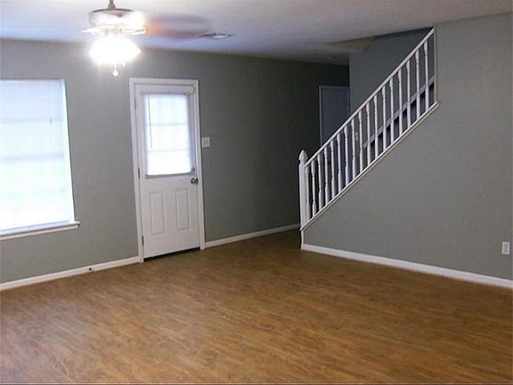 5th image of 414 Mistywood Dr