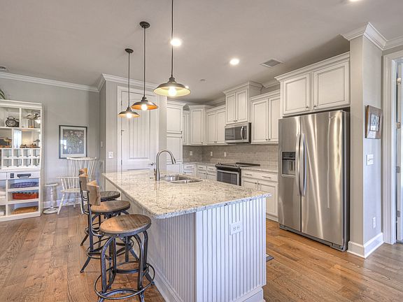 2nd image of 6030 Keats St Unit 201