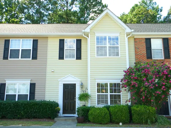 140 Anterbury Dr, Apex, NC 27502