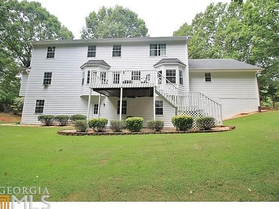 2nd image of 230 Williamsburg Cir