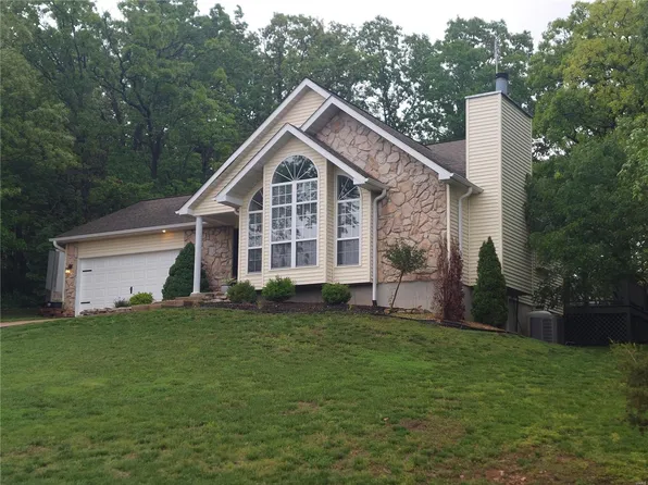 9498 E Vista Dr, Hillsboro, MO 63050