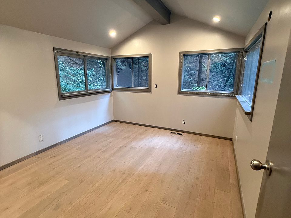 1st image of 40 Sylvan Way