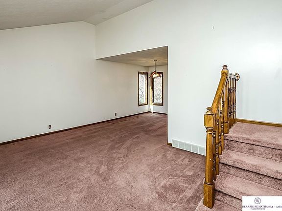 4th image of 6322 N 108th St
