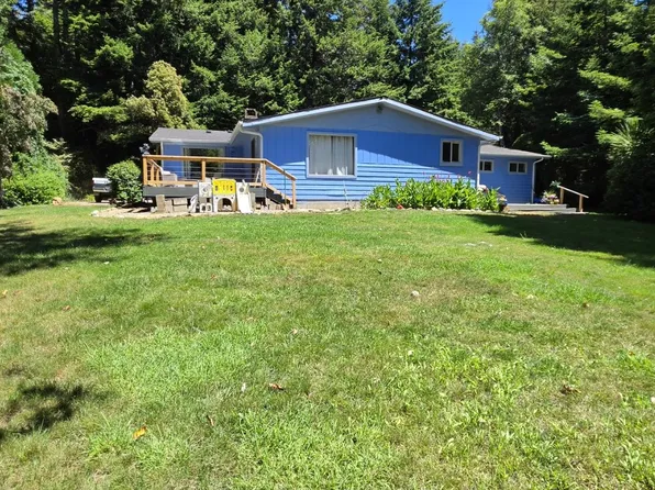 28413 Mateer Rd, Gold Beach, OR 97444