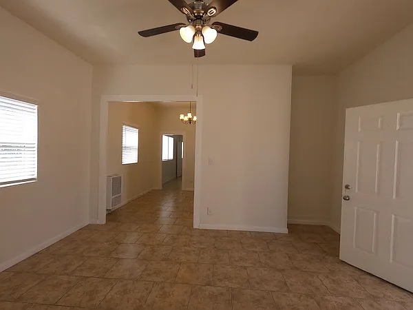 2 bed, 1.5 bath, 928 sqft, $2,775 — Photo 2