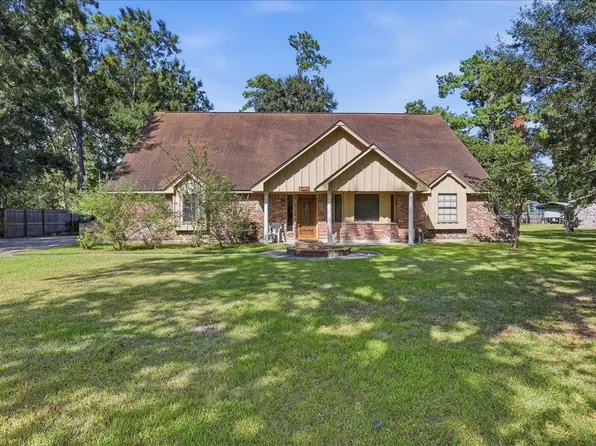 8114 Canterbury Dr, Orange, TX 77632