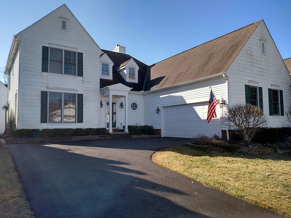 1st image of 5766 Lake Forest Way