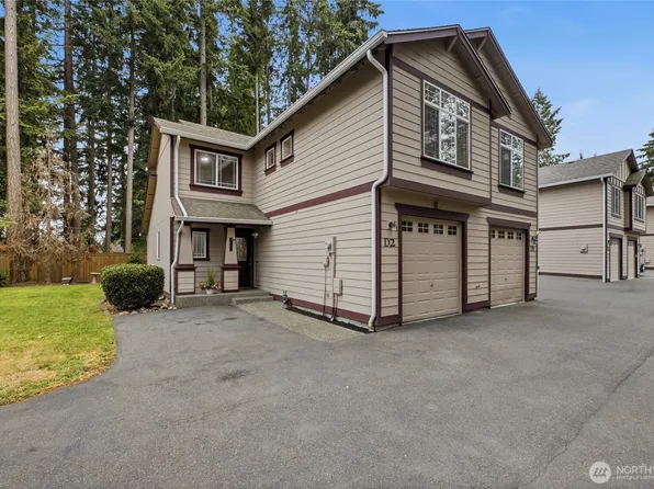 8208 Locust Avenue E #D2, Bonney Lake, WA 98391