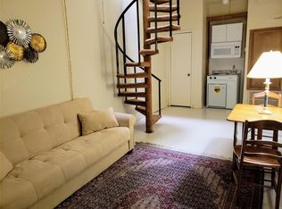 4833 Jackson St #B, Houston, TX 77004