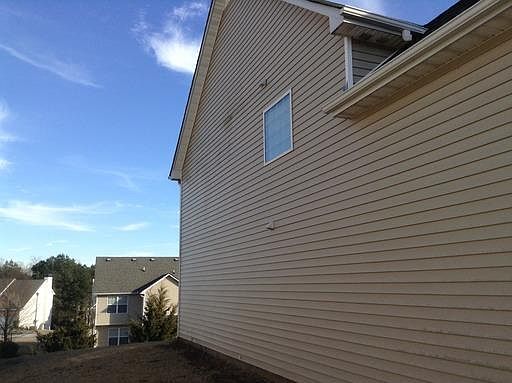 2nd image of 1835 River Shoals Dr NE