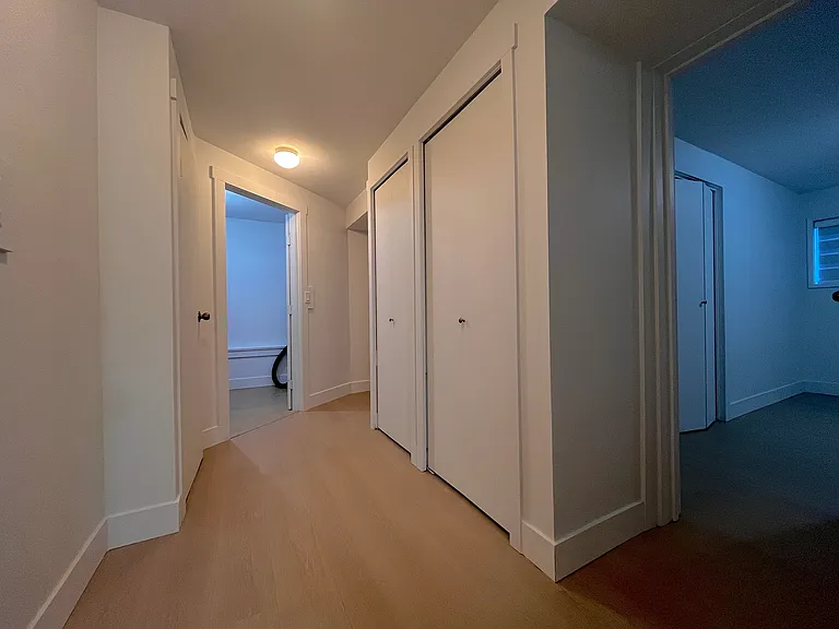 19900 55a Ave — Photo 12