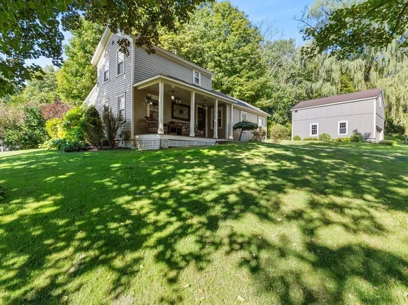 120 Fennell St, Skaneateles, NY 13152