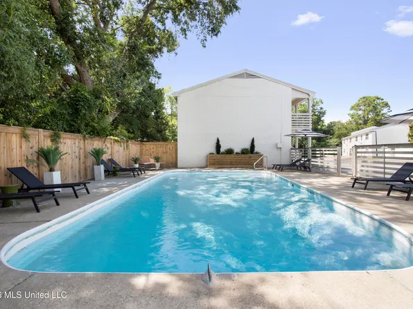 114 Ethel Cir, Ocean Springs, MS 39564