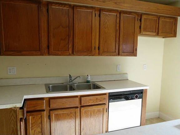4th image of 5234 Cedarbend Dr APT 3